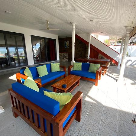 Tropical Beach House Hikkaduwa Extérieur photo