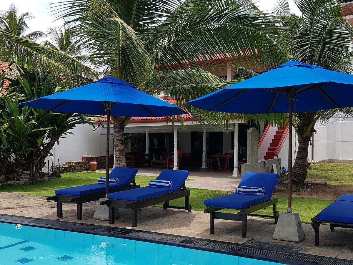 Tropical Beach House Hikkaduwa Extérieur photo